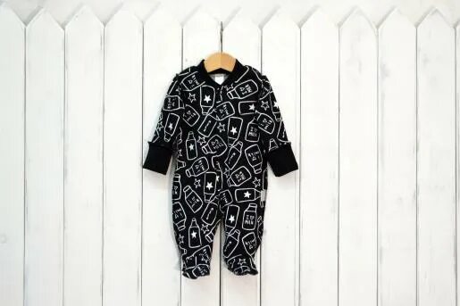 Baby детская одежда оптом. Baby boom комбинезон купидон молоко. слип детский темный. babyboom комбинезон кармеланж. baby boom акварельные цветы комбинезон.