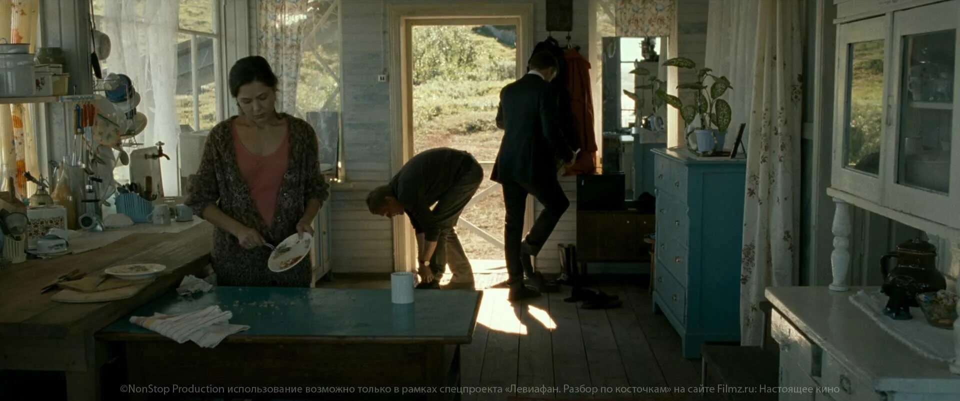 Максим марков звягинцев левиафан. Разбор по косточкам. Левиафан фильм 2014. Бессмертное. Поговорка"разберем по косточкам".