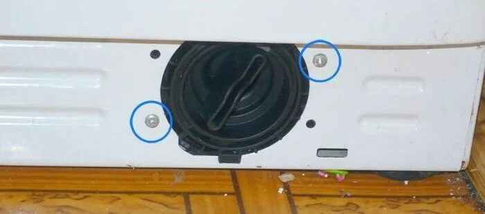 Iwsc 5105 чистка фильтра. Фильтр стиральной машины индезит ws105tx. Почистить фильтр индезит. Фильтр стиральной машины индезит ws105tx. Стиральная машина крафт как почистить фильтр.