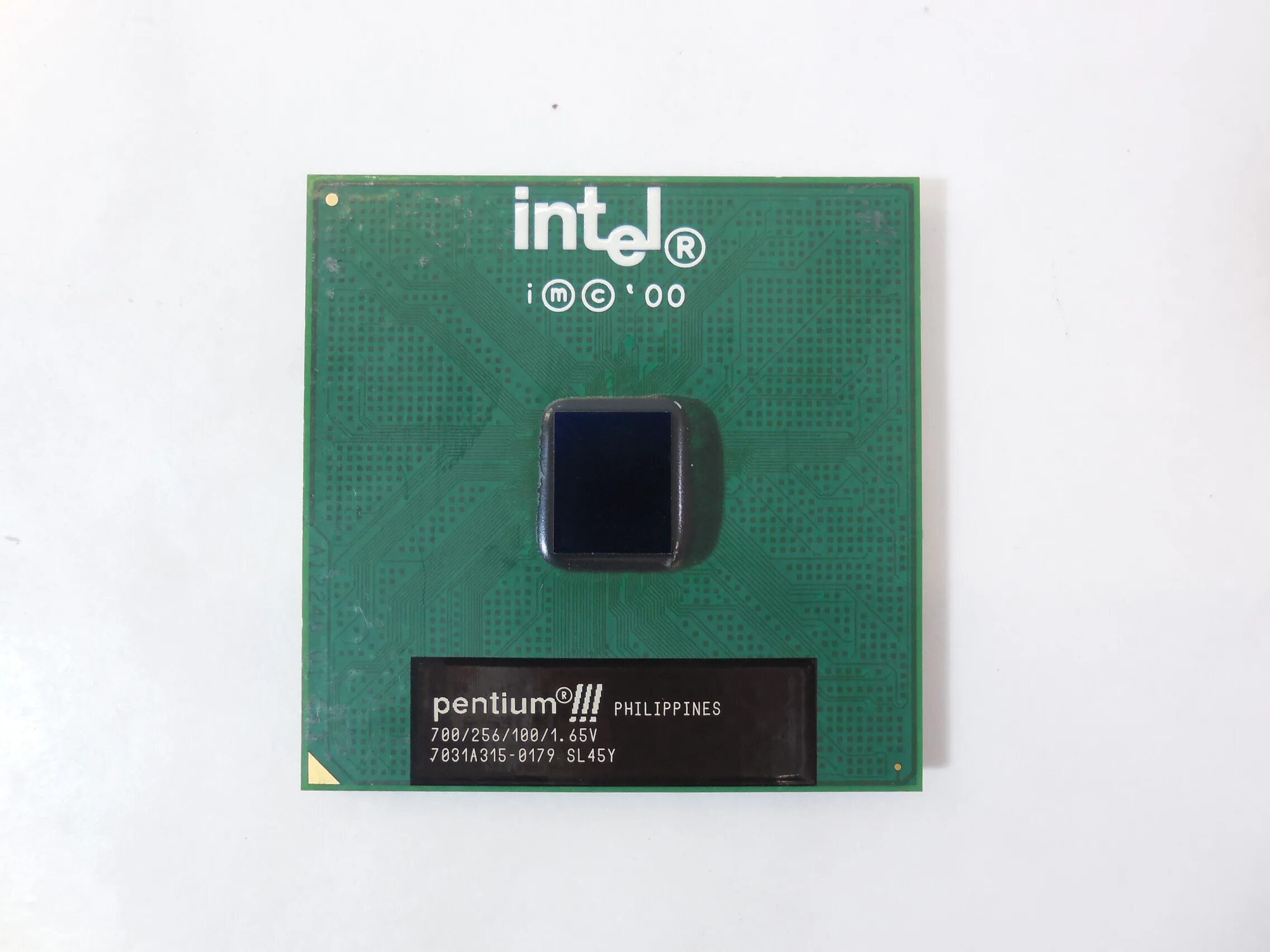 Intel pentium 3. Pentium 3 coppermine. Процессор pentium iii. Intel pentium iii 1133. Pentium 3 370 сокет 1200mhz.