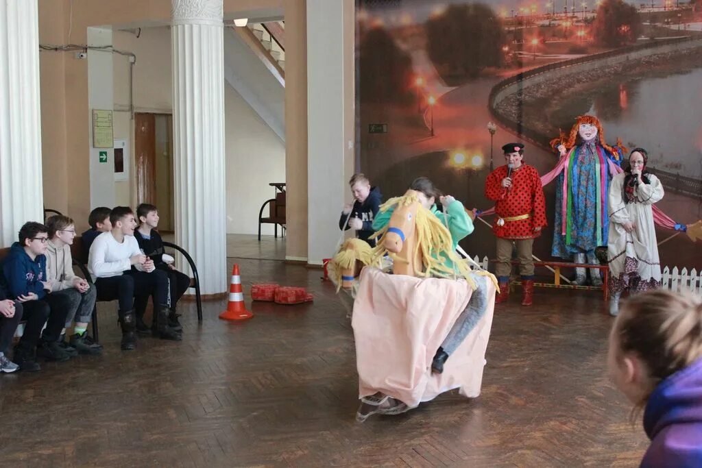 в дк прошла игровая программа