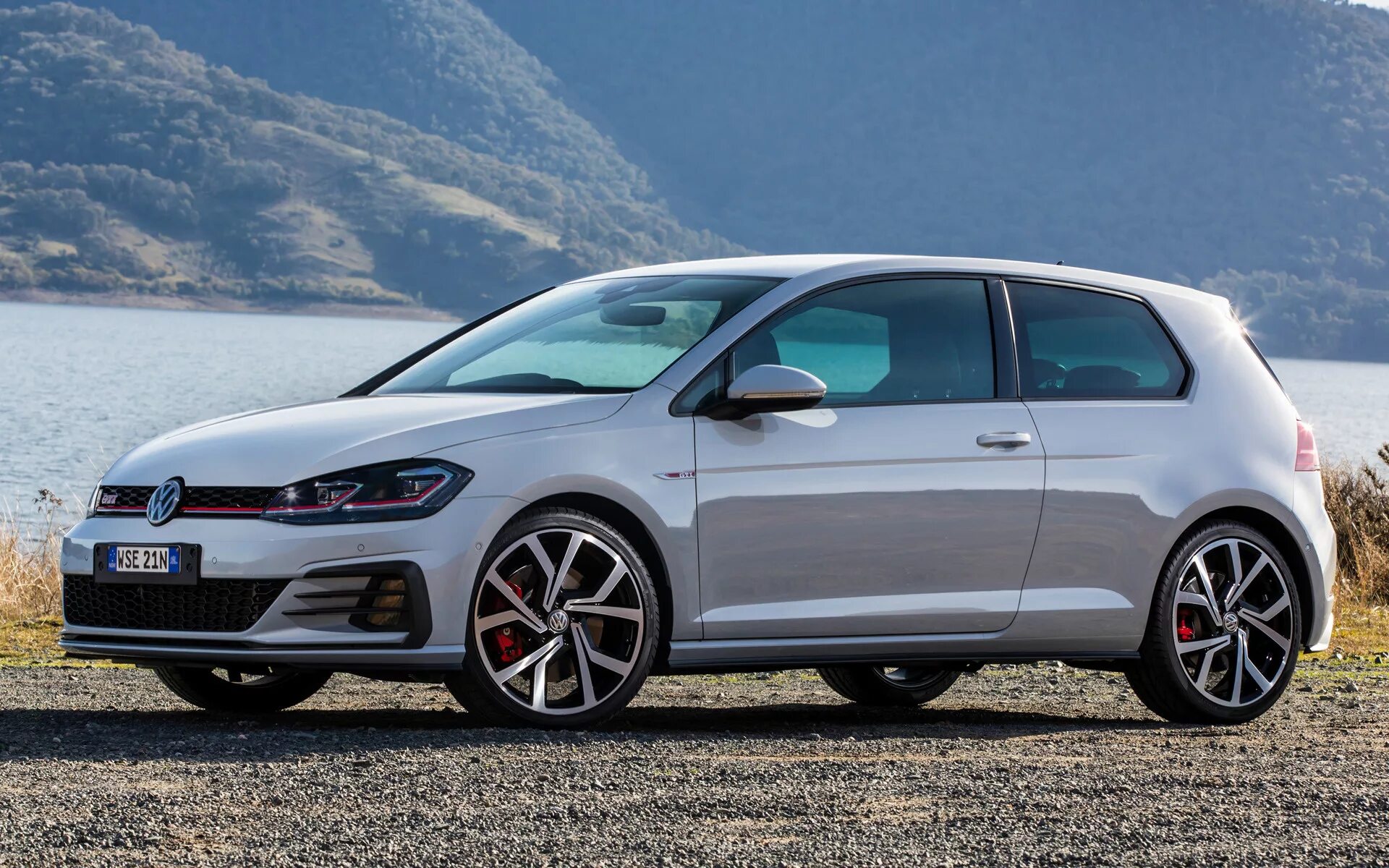 Volkswagen golf vii gti. 5. 5. Vw golf 7 gti mk7. Volkswagen golf 7 gti.