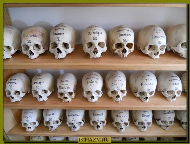 союз как когда ставится запятая. костница монастыря афон. на таких как я не женятся с такими пьют спят делятся. мы были как вы вы станете как мы. и такими как.