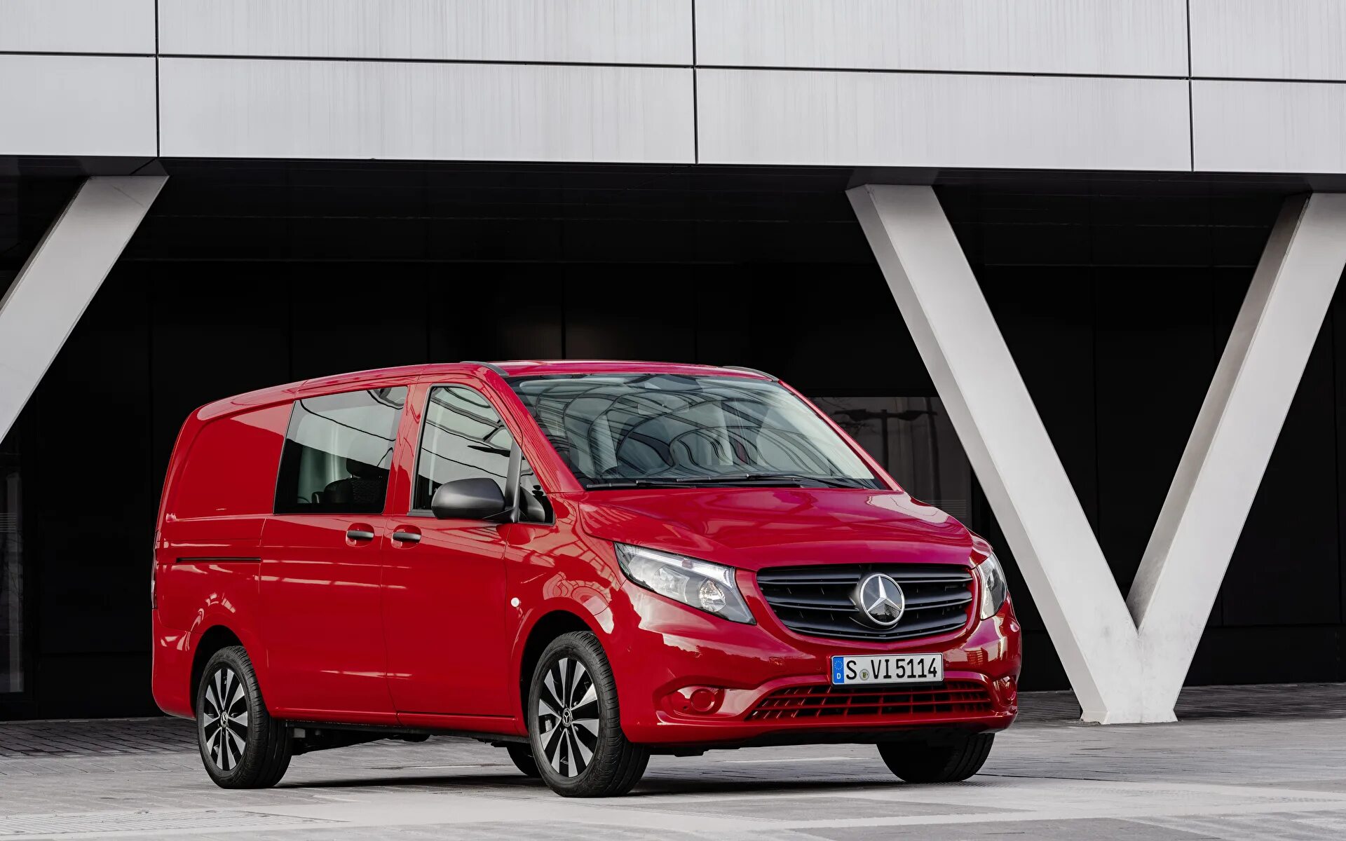Вито лайф. Mercedes benz vito 2025. mercedes-benz вито 2025. мерседес-бенц вито 2025. mercedes vito 2025.