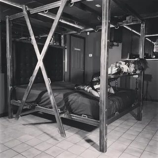 Metal bdsm bed