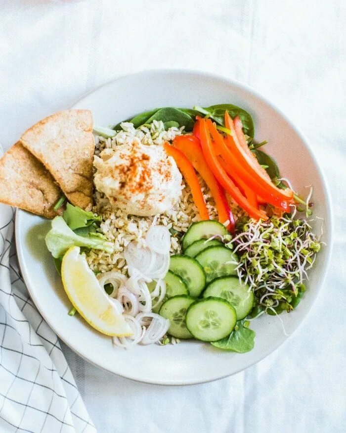 Пп гарниры. Булгур еда. Диетические питания гарниры. Гарнир к сосискам. Пп гарниры рецепты.