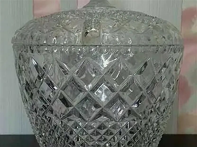 Крюшонница богемия хрусталь. Купить хрусталь на авито в новосибирске. Конфетница хрусталь. Хрустальная ладья богемия конфетница. Салатник из хрусталя.