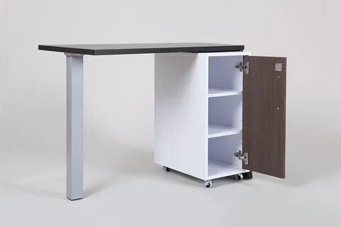Маникюрный стол