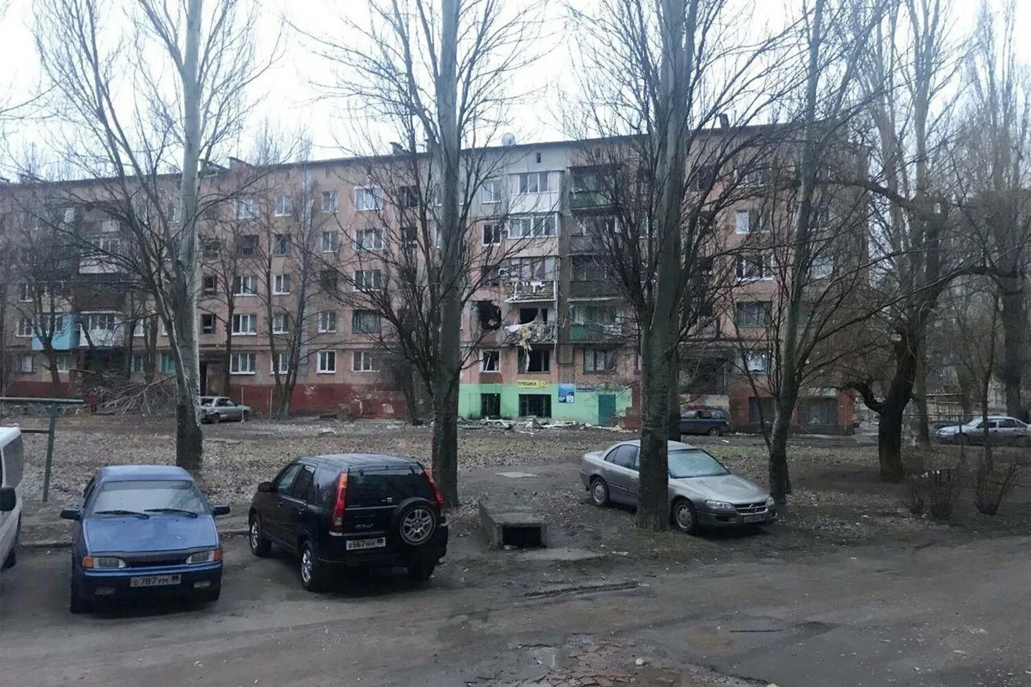 Улица судейко горловка. Горловка вокзал. Жилмассив строитель горловка. Ул богуна горловка. Город горловка днр.