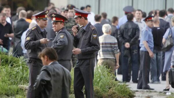 5 мая 2010. 26 Мая 2010 Ставрополь теракт. Сотрудники милиции Ставрополя.