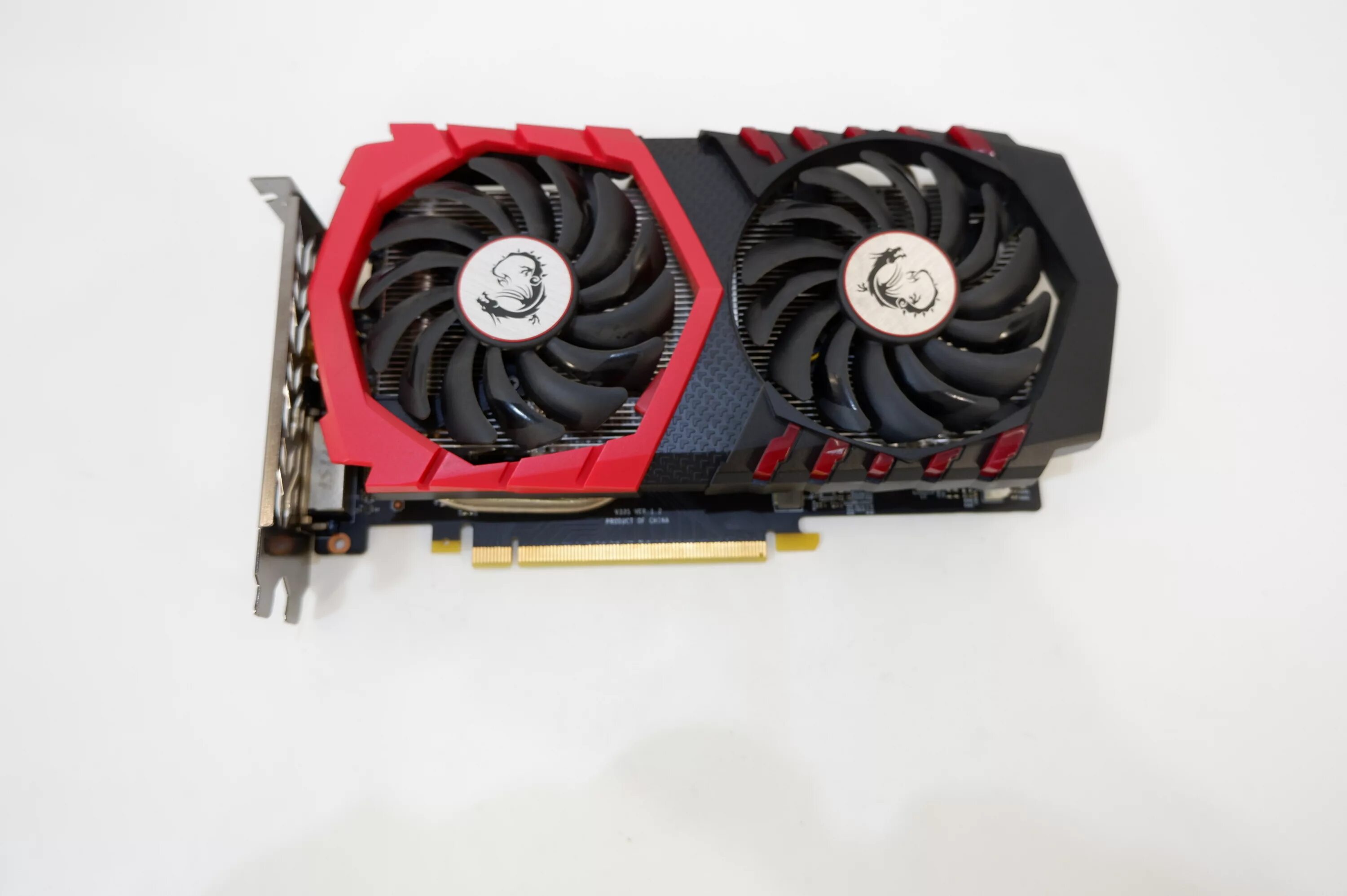 Видеокарта 1050 ti. Видеокарта 1050 MSI. Видеокарта 1050 ti 4. MSI GTX 1050 4gb. Msi gtx 1050 4g