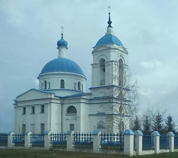 П волово. Церковь Волово Тульская область. Свято-Знаменский храм — пос. Волово. Свято Знаменский храм село Волово Тульская область. Тульская область поселок Волово Церковь.