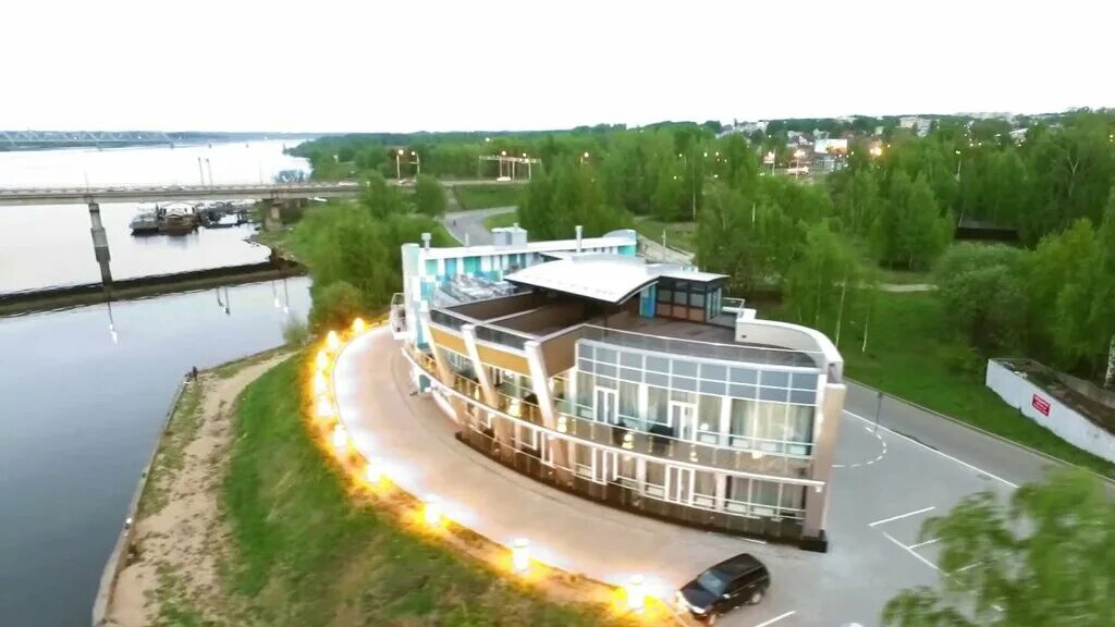 Ресторан на берегу волги. Ресторан круиз кострома. отель ресторан круиз кострома. ресторан cruise кострома. гостиница круиз кострома.