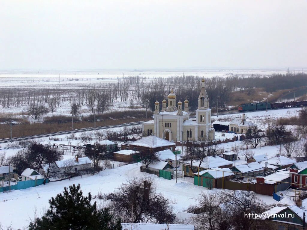 Мишкино ростовская. Церковь Рождества Пресвятой Богородицы (малый Мишкин). Хутор малый Мишкин. Малый Мишкин Ростовская область. Усадьба Платова в хуторе малый Мишкин.