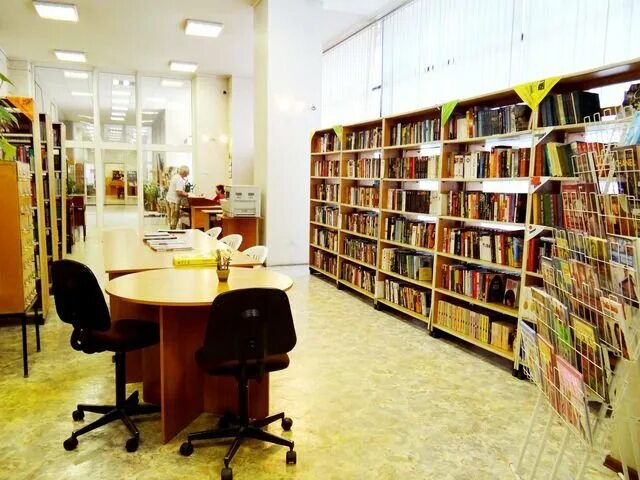 переплет старинной книги. библиотека переплет. зарубежные классики книги в томах. росбанк башня око. библиотека переплет.