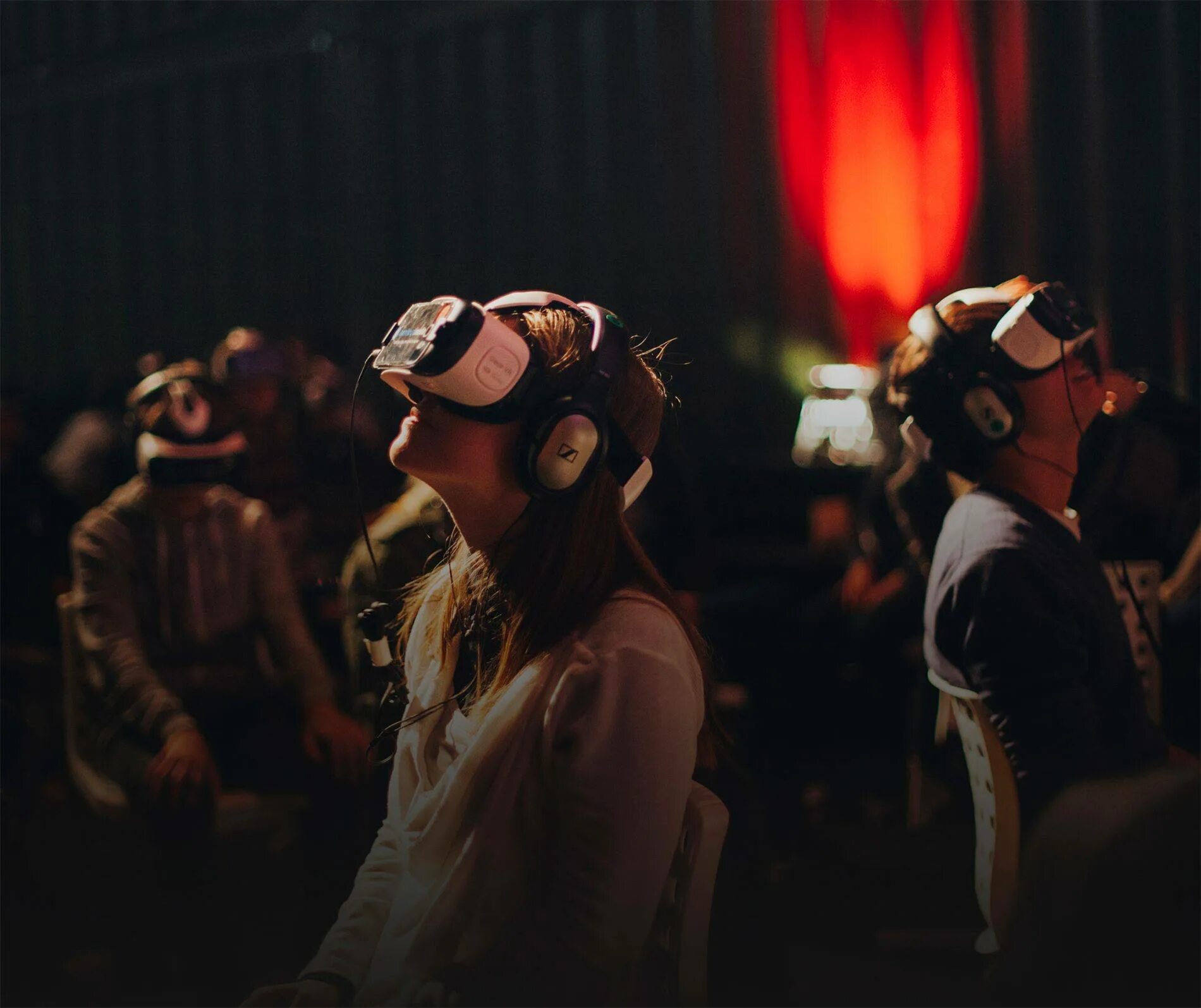 Кинотеатр виртуальной реальности.