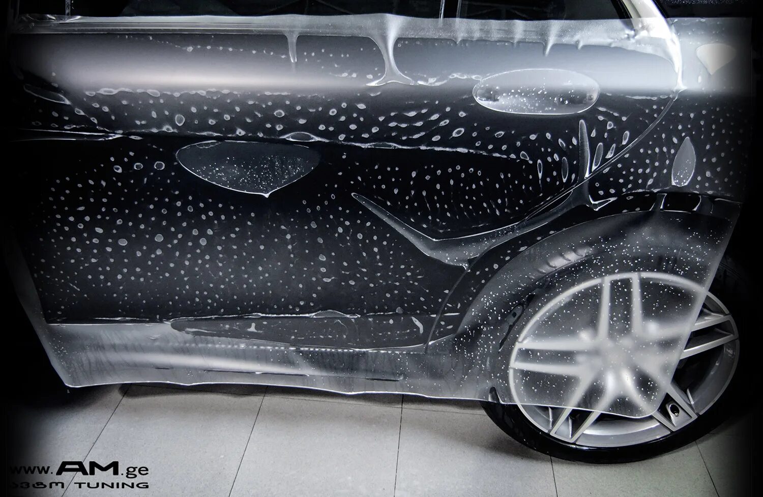 Армянский автомобиль. Auto am. Автомобиль мини с красной крышей. Mediamak. Автомобильные сайты армении.