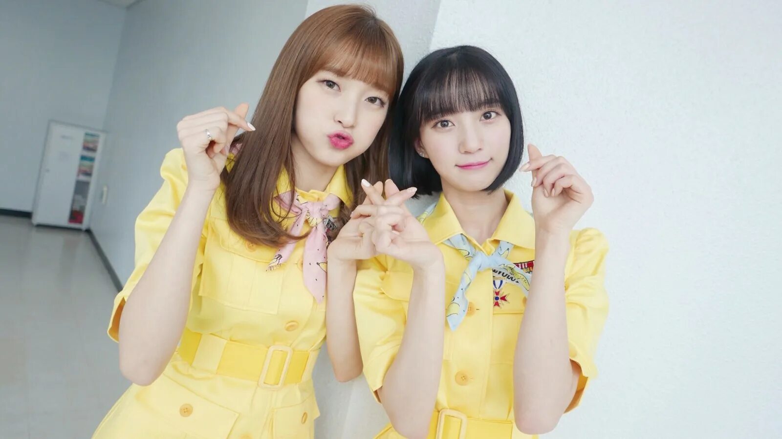Is my girl music. Группа oh my girl. Oh my girl участницы 2020. Oh my girl album. Is my girl music.