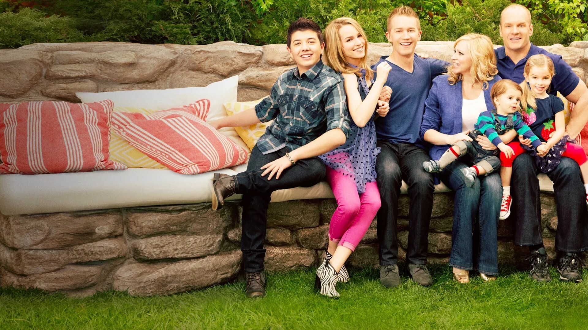Держись чарли 2010 2014. Держись, чарли!good luck charlie.