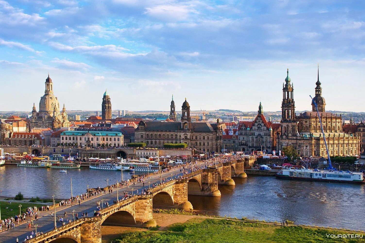 Алмания. Дрезден река Эльба. Дрезден Германия. Германия Берлин Дрезден. Дрезден Эльба мост.