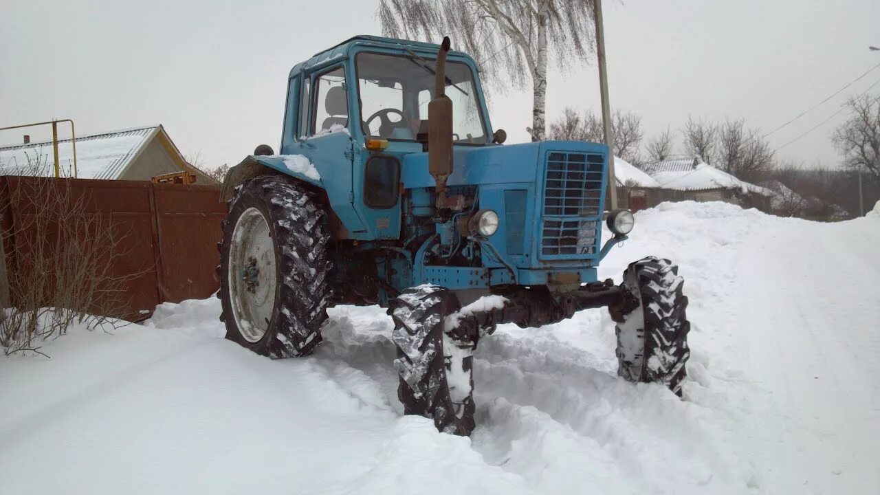 МТЗ-80 трактор зимой. Трактор МТЗ 82 зима. Трактор МТЗ 80 зима. Трактор МТЗ МТЗ 82.