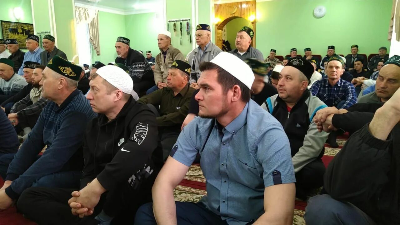 Ураза байрам крымские татары. Мечеть буинск. Ураза 2024 буинск. Ураза 2024 буинск. Ураза 2024 буинск.