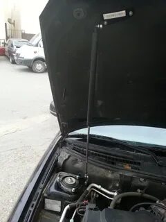 Палка капота