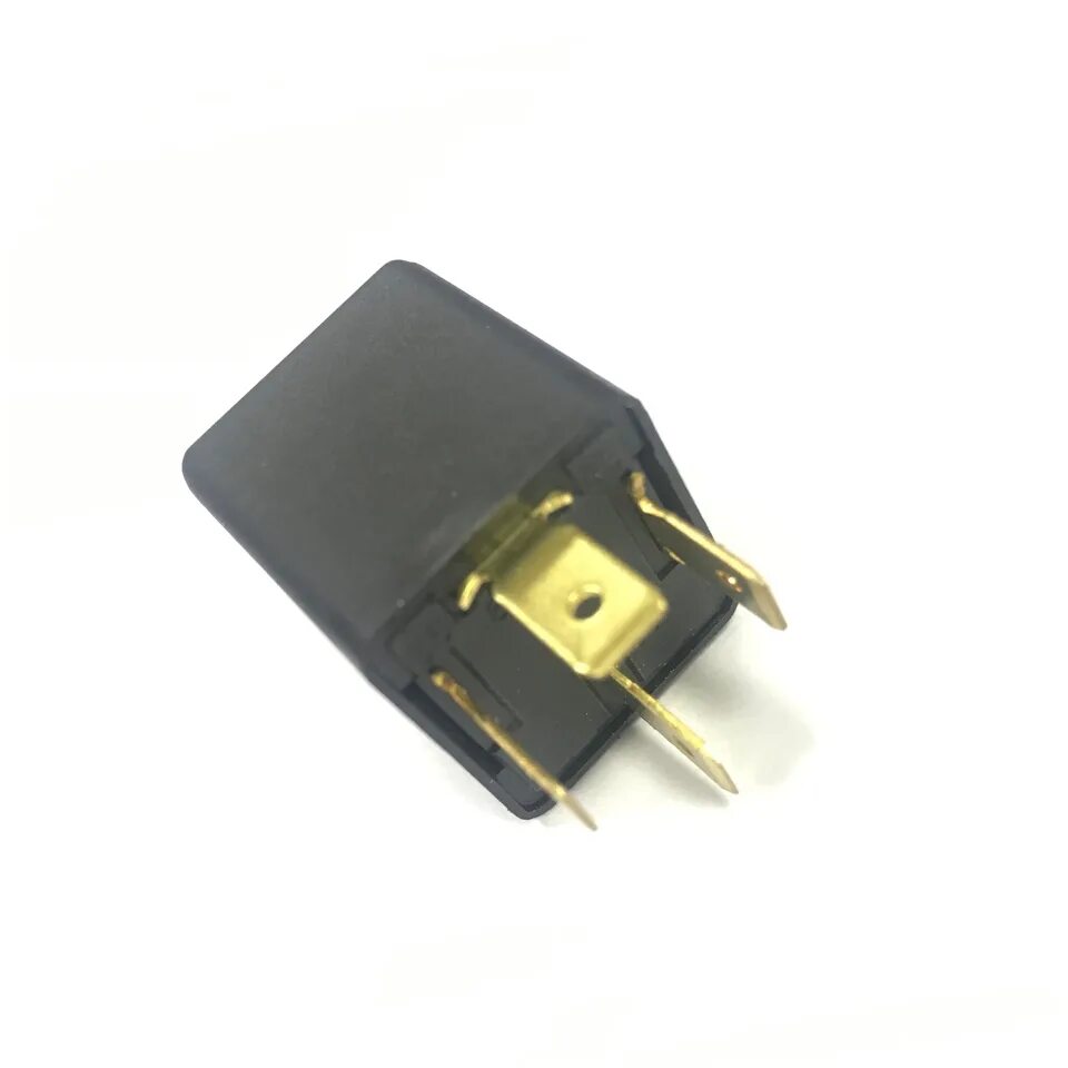 реле (авар) 75. реле 4 х конт. реле 75. реле 4 контактное 12в 40a артикул. 3747-111 реле.