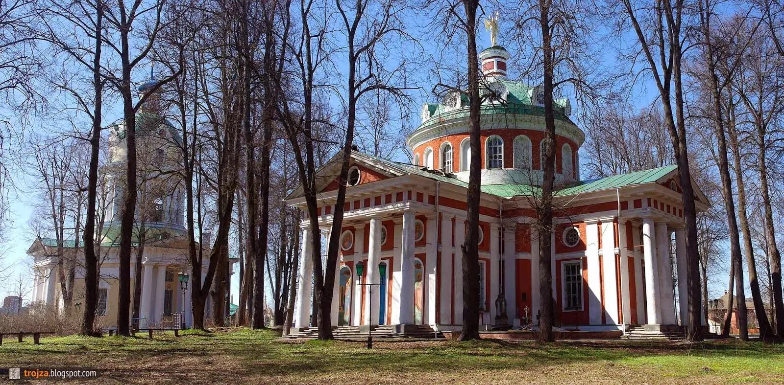 Усадьба гребнева фрязино. Храм Гребнево Фрязино. Церковь Николая Чудотворца в Гребнево. Никольский храм Гребнево. Усадьба Гребнево Церковь.