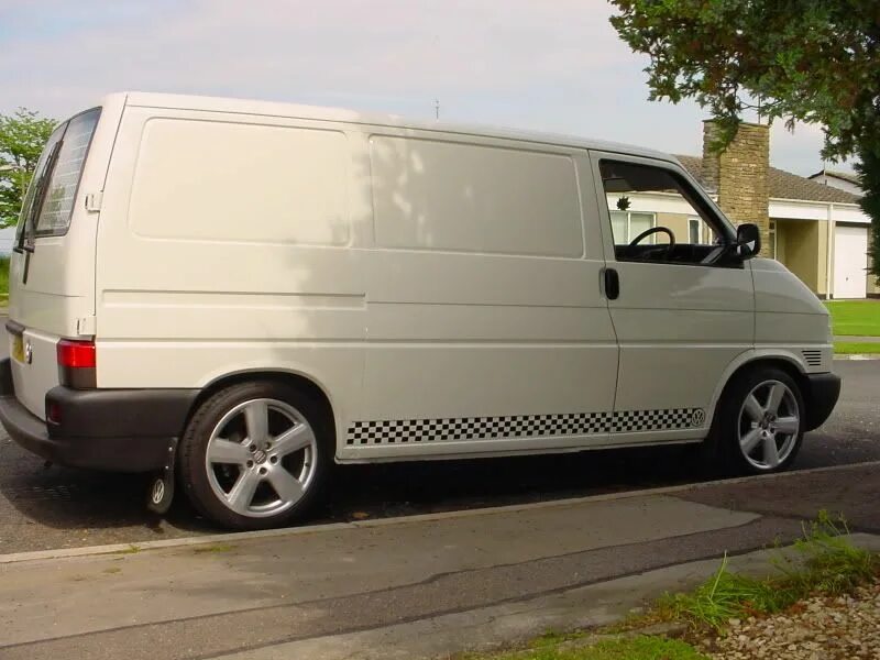 Фольксваген т4 белый. T4 белый. Volkswagen transporter t4 белый. T4 белый. Фольксваген транспортер т4.
