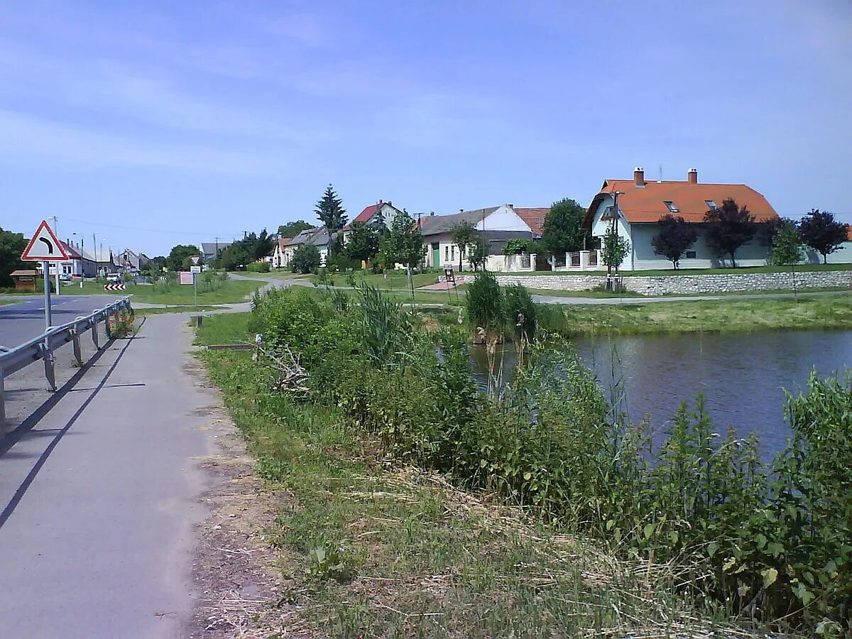 Kaposvar hungary. Печь венгрия. Южная венгрия. Виллань. Пешт (будапешт).