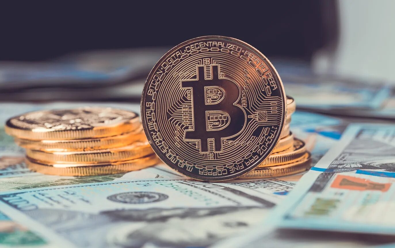 Биткоин инвестинг. Биткоин. деньги биткоин. биткоин доллар. доллар и bitcoin.