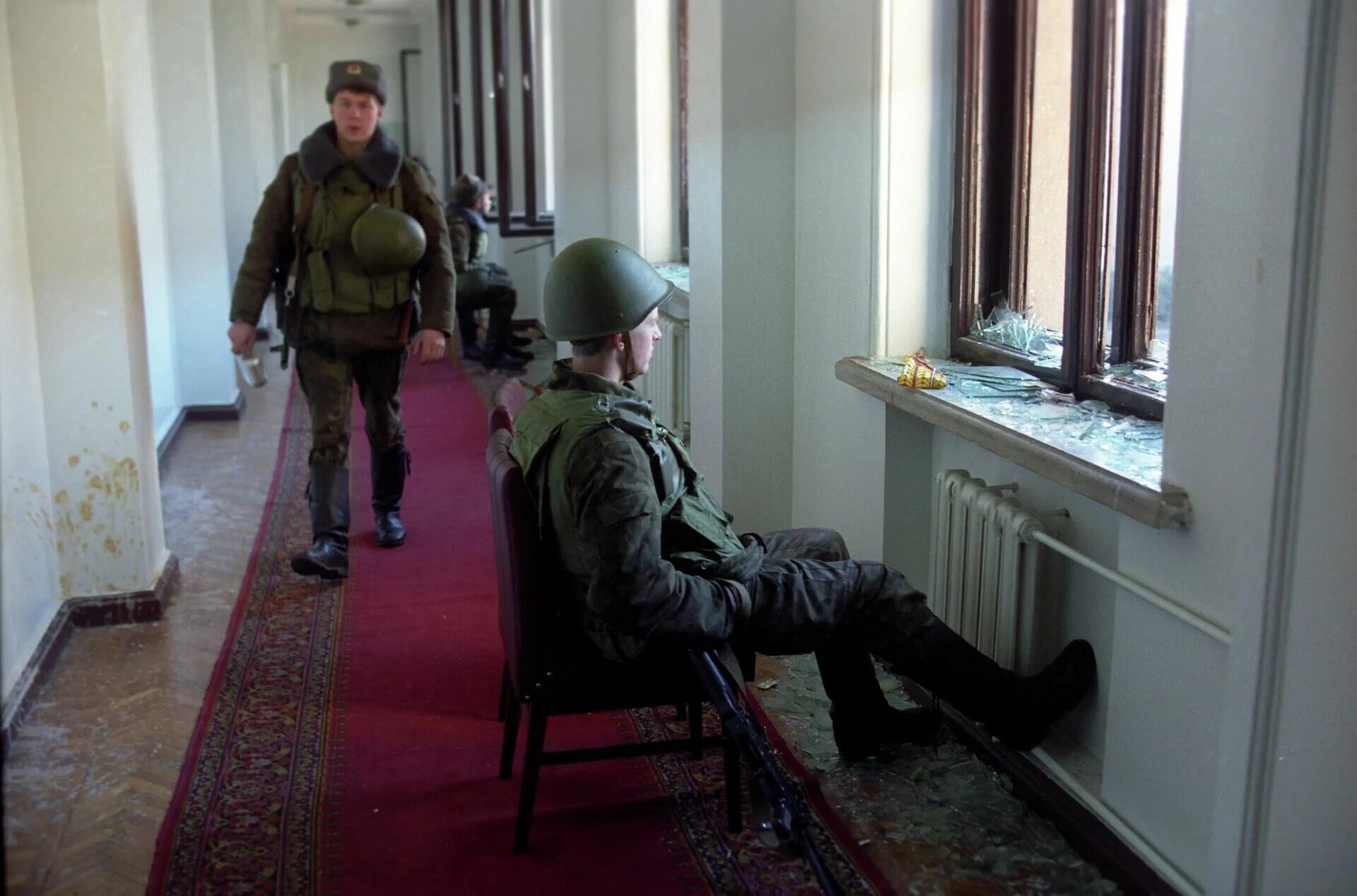 Террористы в душанбе. Душанбе февраль 1990. массовые беспорядки в душанбе 1990 года. душанбе 1991.