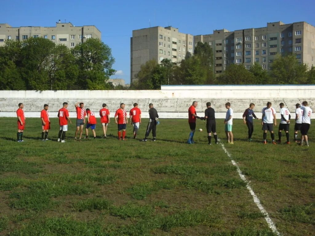 Город Кировск Луганская область. Кировск Луганской области 1990 года. «Кировский стадион «Шахтер» ЛНР. Стадион Шахтер Украина Кировск. Стадион кировск