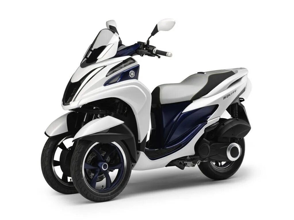 Три скутера. Yamaha Tricity 125cc. Yamaha Tricity 125. Yamaha Tricity трицикл. 2014 Yamaha Tricity.