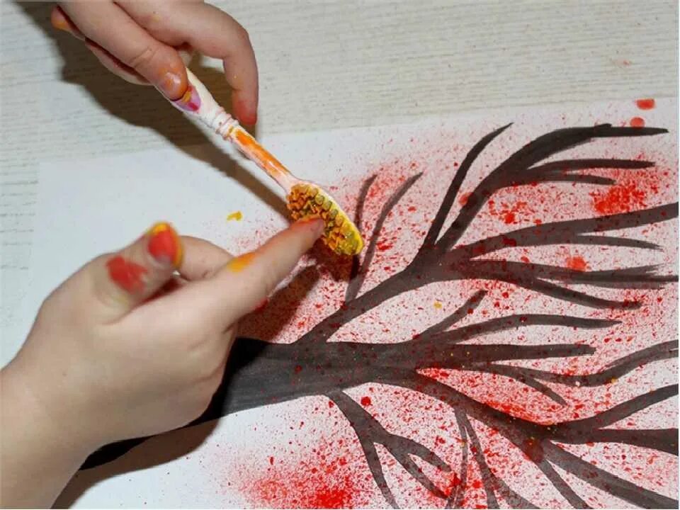 Рисунки кистью на бумаге