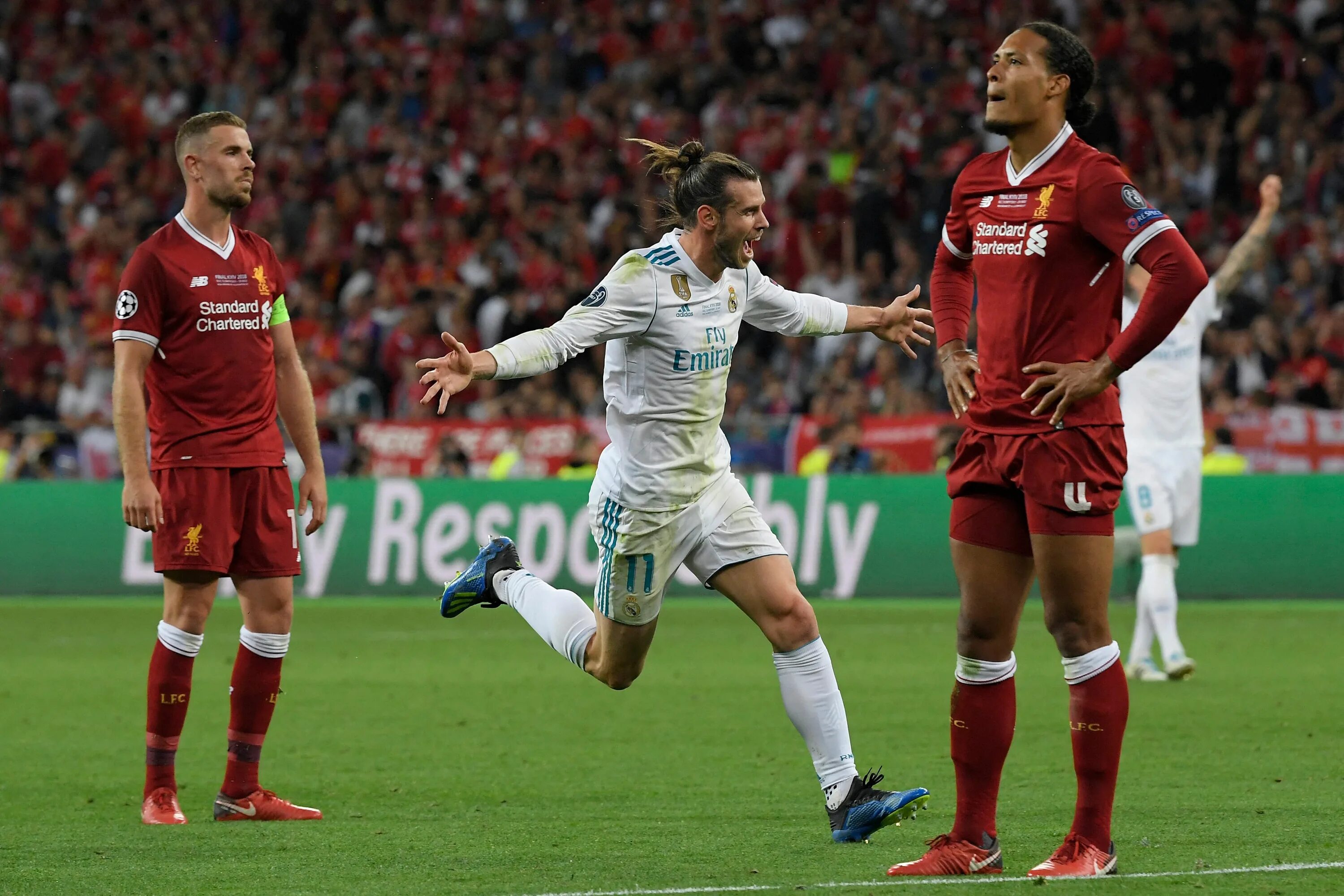 Liverpool real madrid. Liverpool vs madrid. Ливерпуль реал 5 2. Реал мадрид ливерпуль 1:0. Реал ливерпуль 3 1.