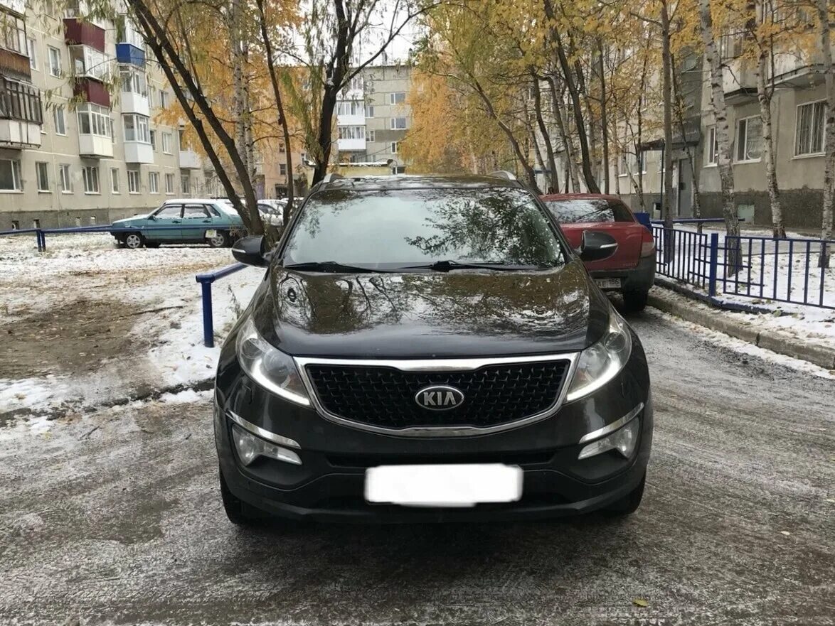 Чёрный Kia Sportage III Рестайлинг 2.0 at (150 л.с.). Kia Sportage 3 черный. Kia Sportage III 2.0 at (150 л.с.) чёрный с пробегом. Kia Sportage 3 Рестайлинг в антихромк. Спортейдж 3 рестайлинг купить