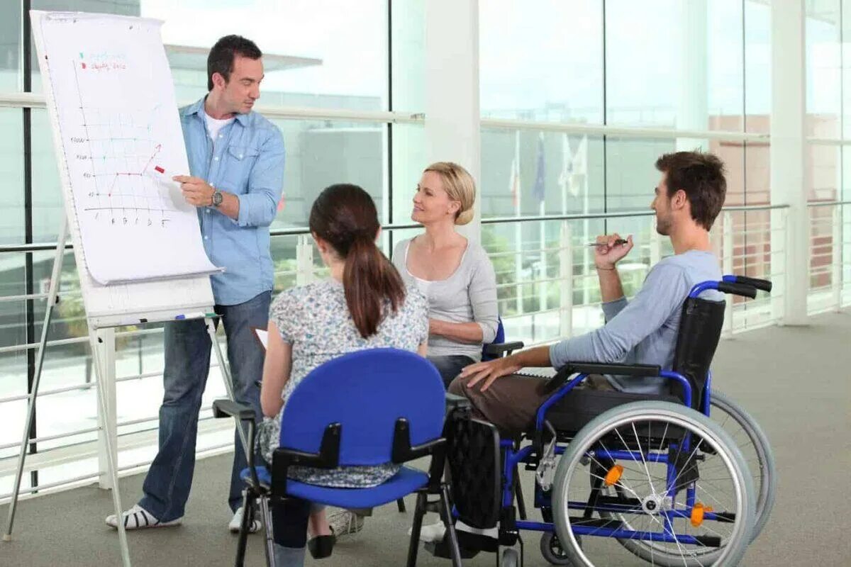Поддержка образования. Люди с ОВЗ. Профессиональная реабилитация инвалидов. Трудоустройство людей с ограниченными возможностями. Лица с ограниченными возможностями.