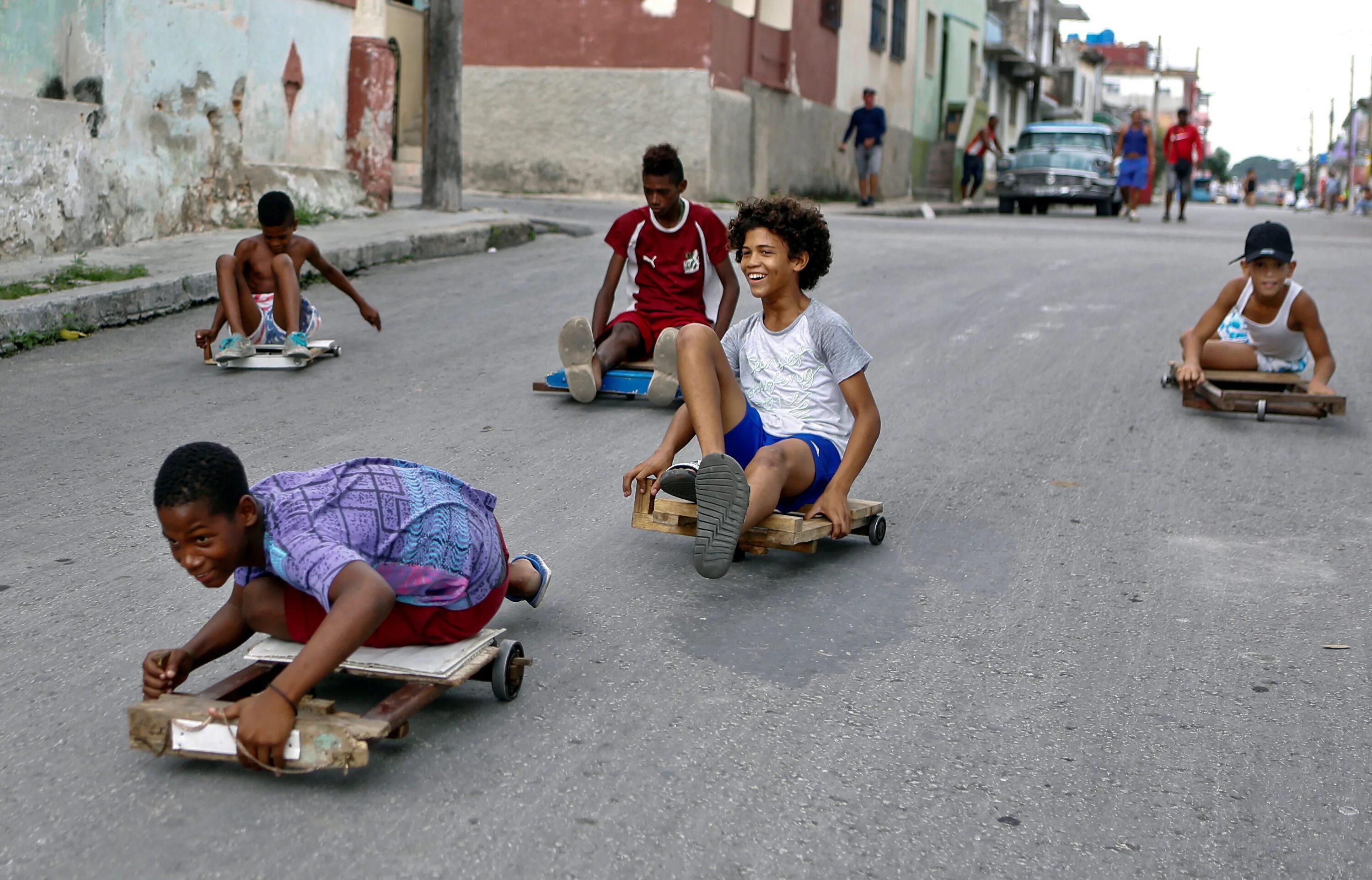 Люди живущие в Кубе. Жители Кубы. Жизнь кубинцев на Кубе. Куба местные жители.