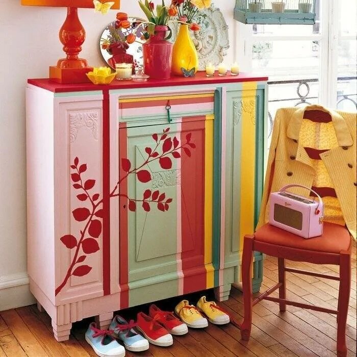 Кухонный буфет в стиле прованс декупаж. Легко обновить мебель и дерево. Dulux 2в1 для окон и дверей ral 9016. Декупаж мебели своими руками. Декор на комоде.