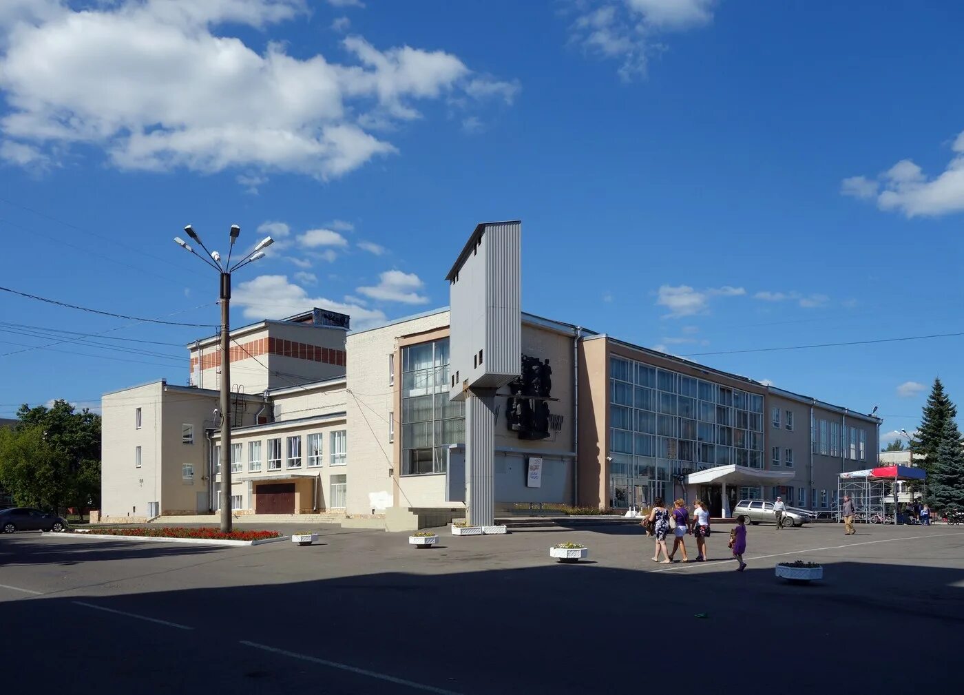 Работа в городе луга. Работа в городе луга. Жд вокзал г луга ленинградской области. Работа в городе луга. Г.