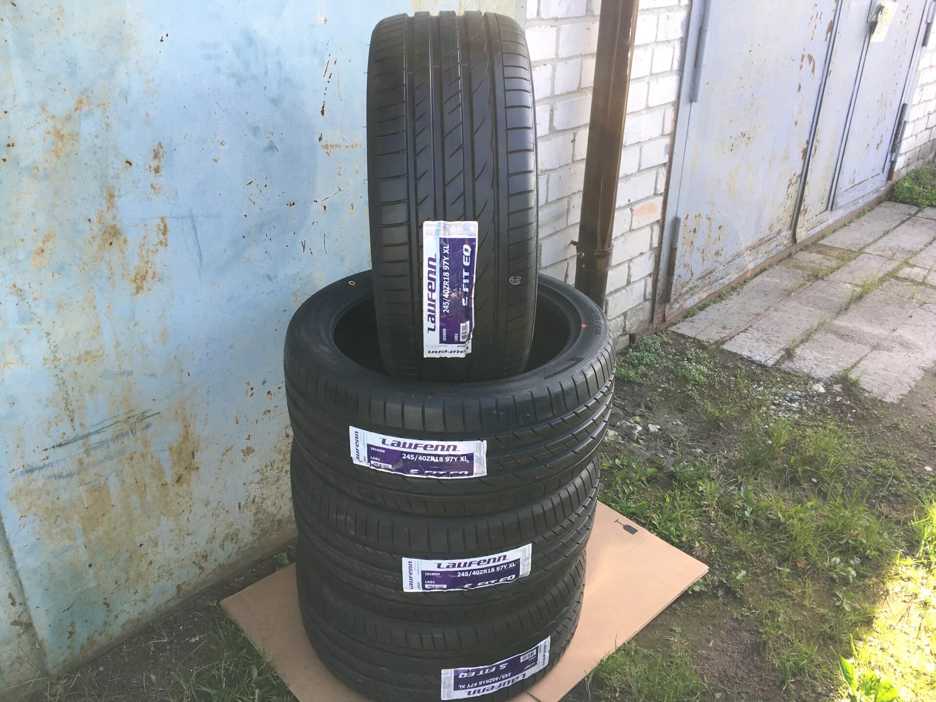 Шины laufenn fit eq отзывы. Laufenn s Fit EQ lk01 XL. Автомобильная шина Laufenn s Fit EQ 245/40 r18 97y летняя. Laufenn 245/40/18 97y lk01 XL. 245/40r18 Laufenn lk01 97y XL.