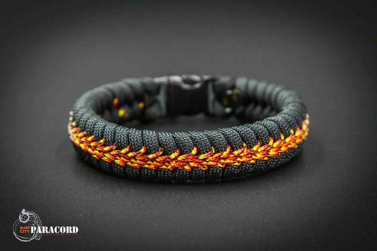 Fishtail Paracord Bracelet. Плетение Фиштейл паракорд. Паракорд браслет микрокод. Браслеты из паракорда мужские.