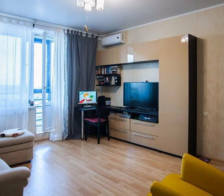 Купить квартиру в санкт петербурге и ленинградской. Недорогая 1 комнатная квартира. Квартира однушка вторичка. Студии вторички. Квартиру однокомнатную или комнату.