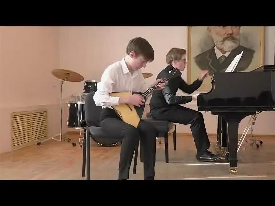 Смолкли на улице звуки свирели ноты. Донцы молодцы песня. Сакма казачий ансамбль фото. Донцы молодцы песня. Пе нио советской армии.