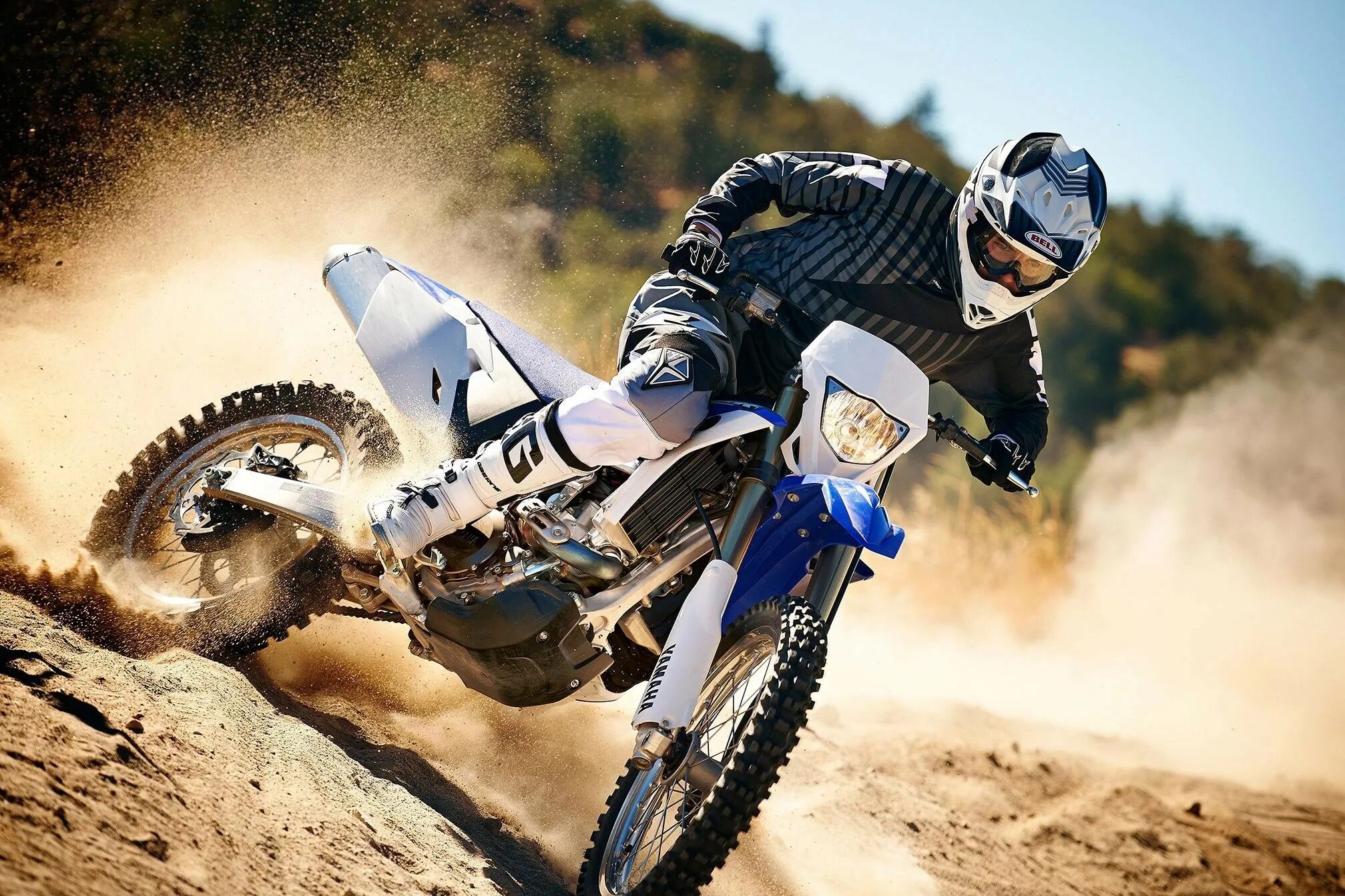 Дирт байк. Yamaha эндуро 450 wrмотокрос. Ямаха мотокросс 450. Yamaha wr450f Wallpapers. Yamaha Dirt Bike.