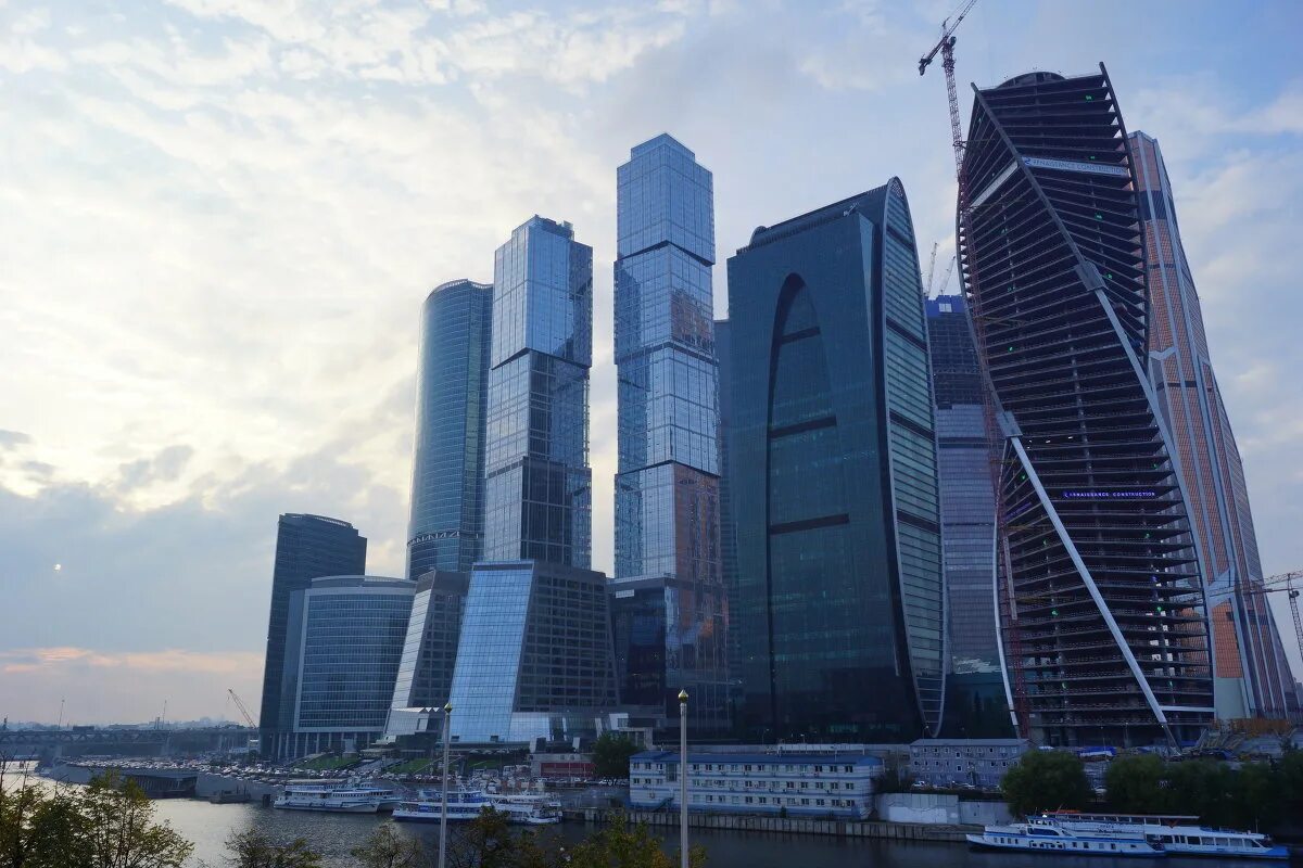Москоу сити 2022. Здание москва сити. Здание москва сити. Сити центр москва. Москва сити 2023.