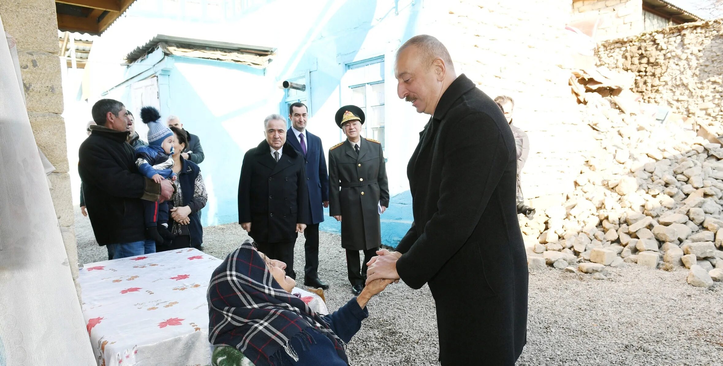 Аз новости азербайджана сегодня свежие срочно. Землетрясения в Шамахе Азербайджане. Касум Исмаиловский район. Касум-Исмаиловский район Азербайджан село. Землетрясение в Шемахе Азербайджан 2019 6 февраля.