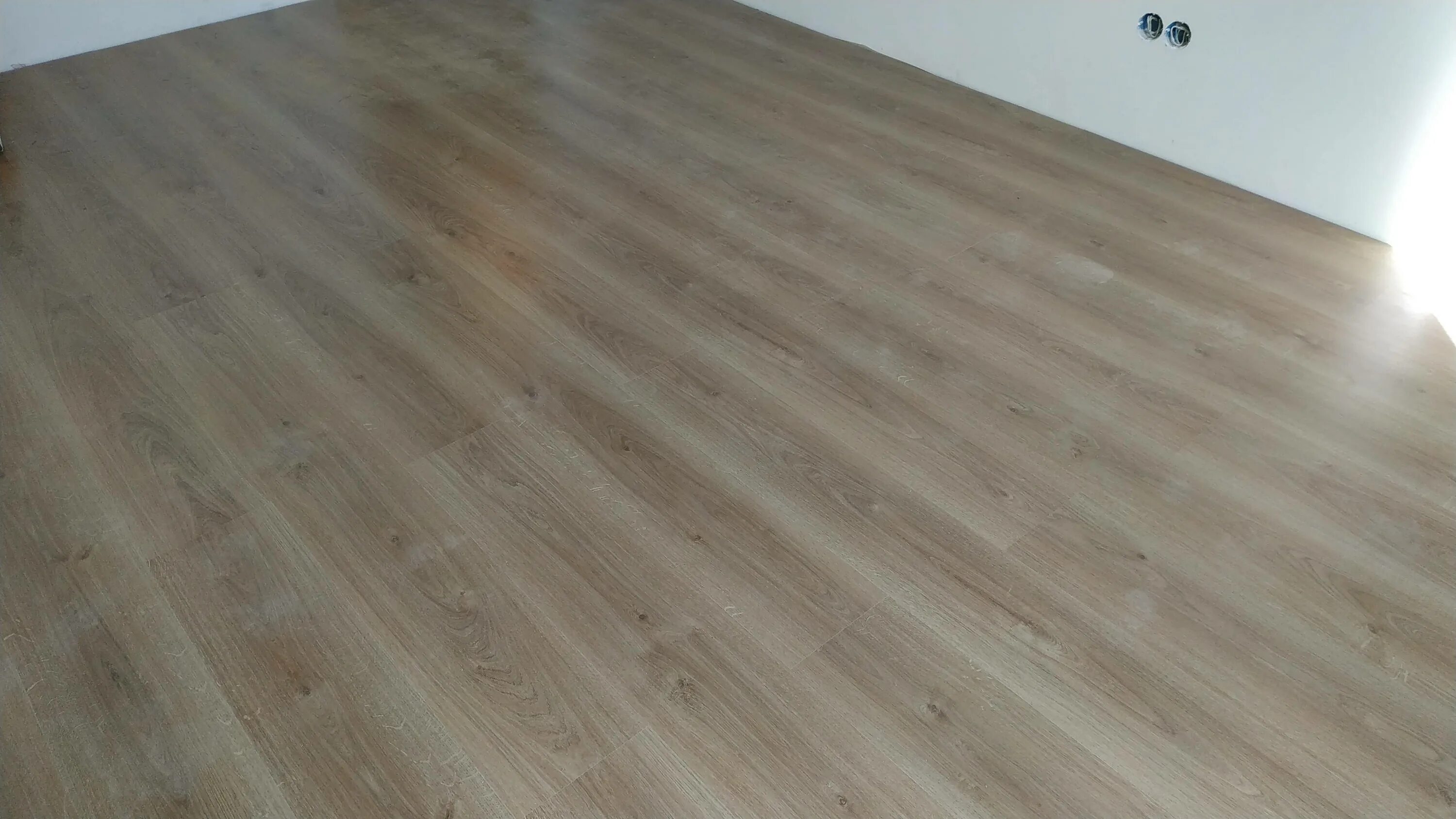 Ламинате 13. Ламинат дуб форвард kastamonu 32 класс. Ламинат alsafloor винтаж 414. Ламинат hessen floor queen style дуб бодиам 9281-3. Ламинате 13.